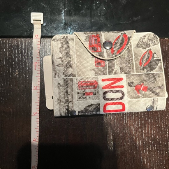 Wallet - Picture 5 of 5